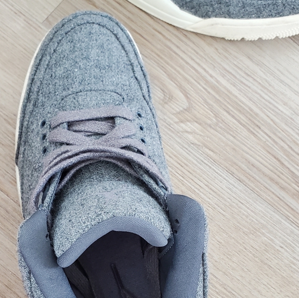 Air Jordan III - Dark Grey shoes 9.5m